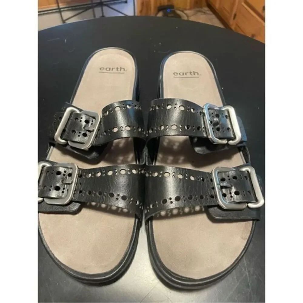 earth Sandals (SZ 9.5) - Picture 1 of 5